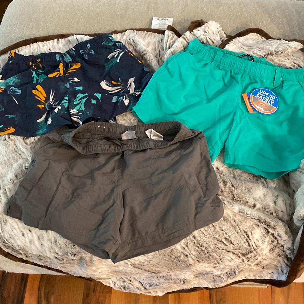 COLUMBIA FISHING SHORTS 3 PAIR